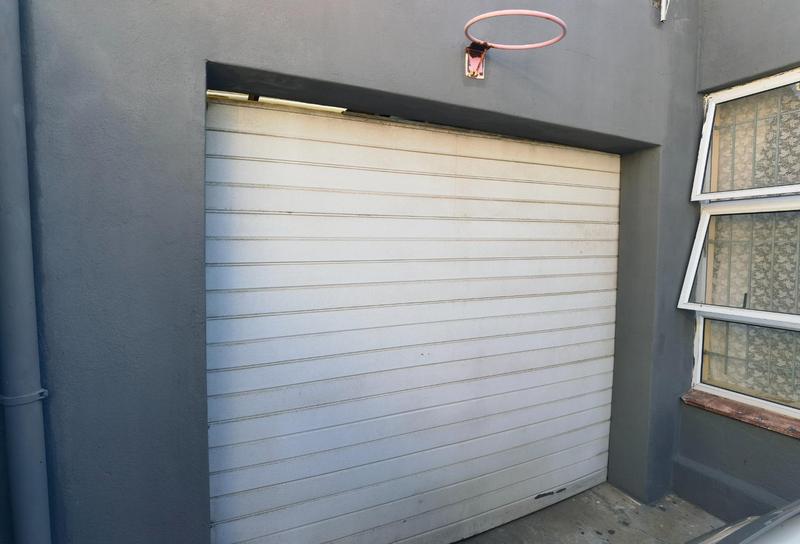 5 Bedroom Property for Sale in Churchill Estate Western Cape